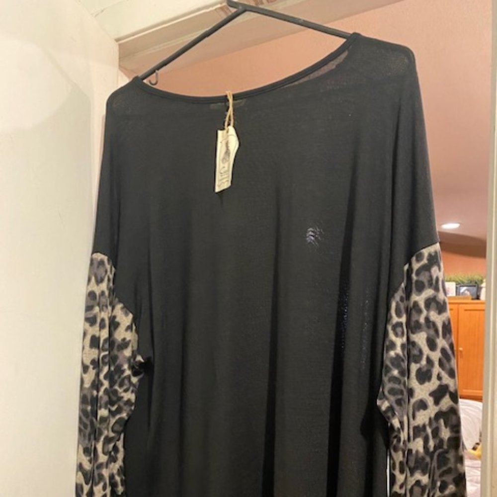 Black/Leopard Shirt